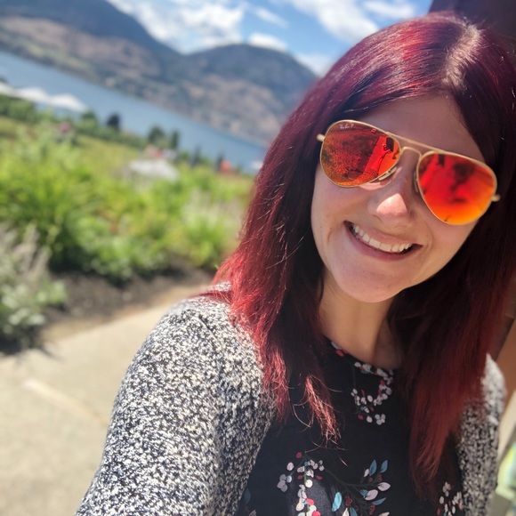 Meet your Posher, Chelsea - Picture 1 of 1